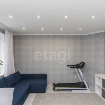 Продается 1-комнатная квартира, 49,7 м²