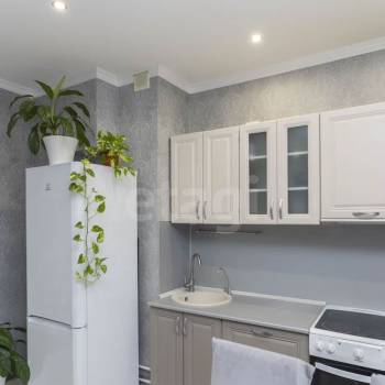 Продается 1-комнатная квартира, 49,7 м²