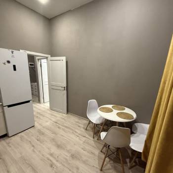 Продается 1-комнатная квартира, 33 м²