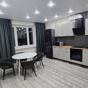 Сдается 2-х комнатная квартира, 74 м²