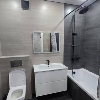 Сдается 2-х комнатная квартира, 74 м²