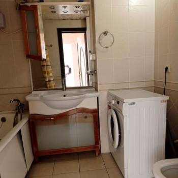 Сдается 2-х комнатная квартира, 60 м²