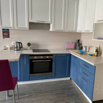 Сдается 1-комнатная квартира, 52 м²