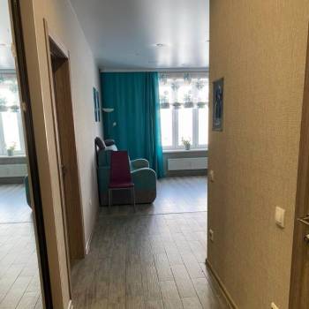 Сдается 1-комнатная квартира, 52 м²