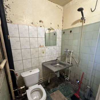Продается 1-комнатная квартира, 12,7 м²