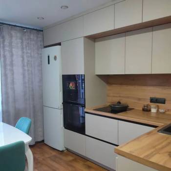 Продается 2-х комнатная квартира, 57 м²