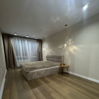 Продается 1-комнатная квартира, 48,9 м²