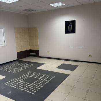 Сдается Нежилое помещение, 60 м²