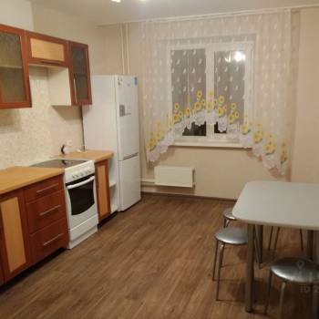 Сдается 1-комнатная квартира, 45 м²