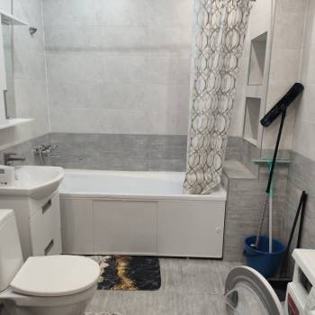 Сдается 1-комнатная квартира, 46,8 м²