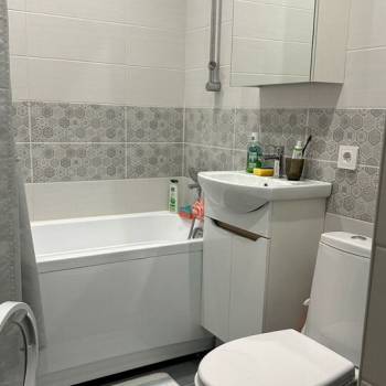 Сдается 1-комнатная квартира, 40 м²