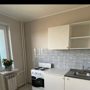 Сдается 1-комнатная квартира, 32 м²