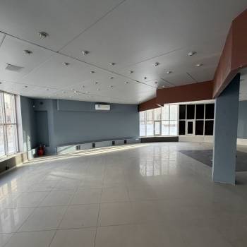 Сдается Нежилое помещение, 150 м²