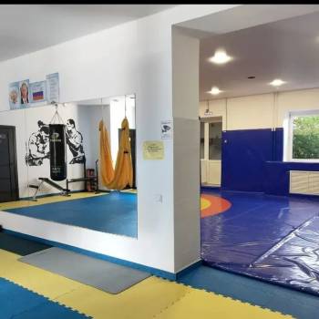 Сдается Нежилое помещение, 150 м²