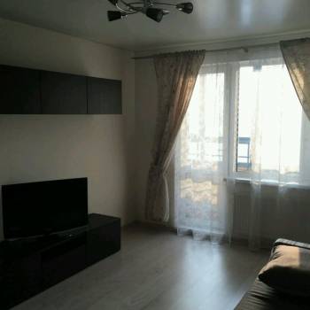 Сдается 1-комнатная квартира, 37 м²