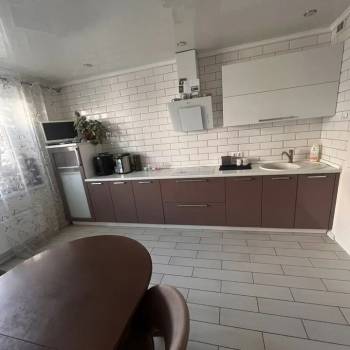 Продается 3-х комнатная квартира, 90 м²