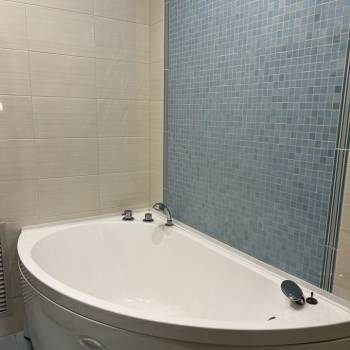 Сдается Многокомнатная квартира, 100 м²