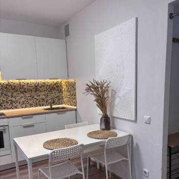 Продается 1-комнатная квартира, 41 м²