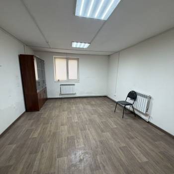 Сдается Нежилое помещение, 365 м²
