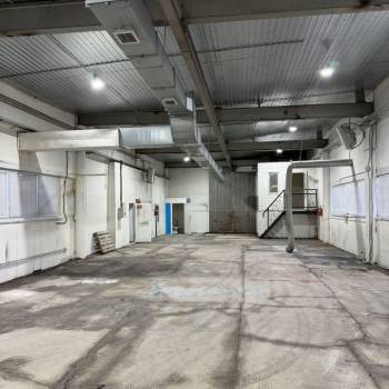 Сдается Нежилое помещение, 365 м²