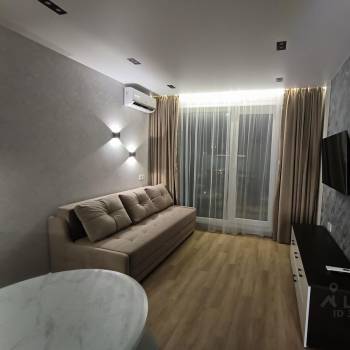 Сдается 1-комнатная квартира, 37 м²