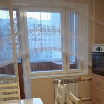 Сдается Многокомнатная квартира, 100 м²