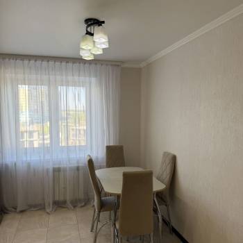 Продается 1-комнатная квартира, 41,4 м²