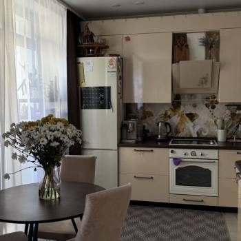 Продается 2-х комнатная квартира, 72,3 м²