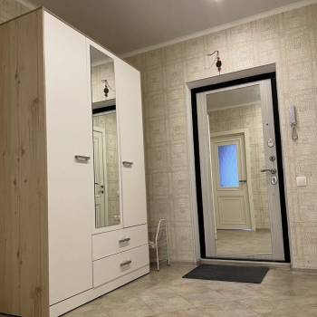 Сдается 1-комнатная квартира, 44 м²