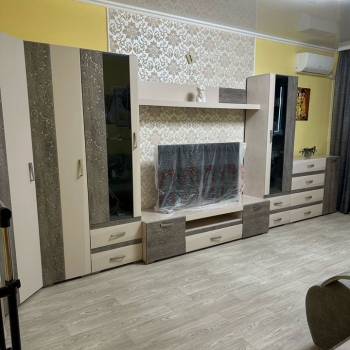 Продается 1-комнатная квартира, 43 м²