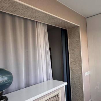 Сдается 1-комнатная квартира, 56 м²