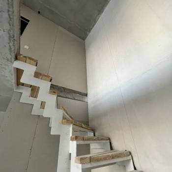 Продается 3-х комнатная квартира, 166,8 м²