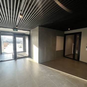 Продается 3-х комнатная квартира, 166,8 м²