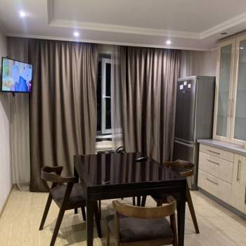Сдается 2-х комнатная квартира, 67 м²