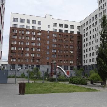 Продается 1-комнатная квартира, 39 м²
