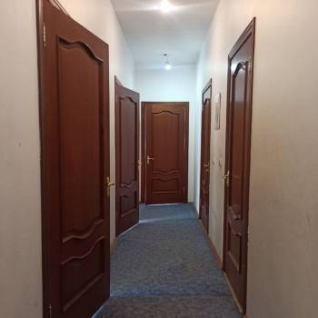 Продается Многокомнатная квартира, 199,4 м²