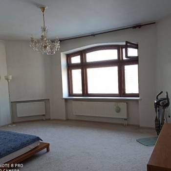 Продается Многокомнатная квартира, 199,4 м²