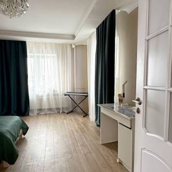 Продается 3-х комнатная квартира, 115 м²