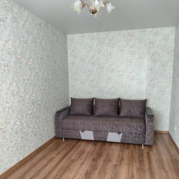 Сдается 1-комнатная квартира, 42 м²