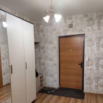 Сдается 1-комнатная квартира, 42 м²
