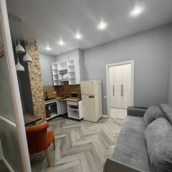 Продается 1-комнатная квартира, 32 м²
