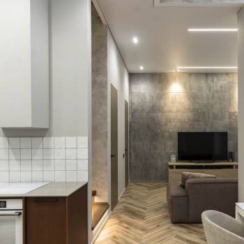 Продается 2-х комнатная квартира, 142,4 м²