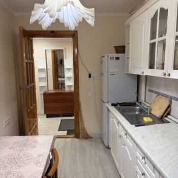 Сдается Многокомнатная квартира, 60 м²