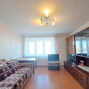 Продается Многокомнатная квартира, 76 м²