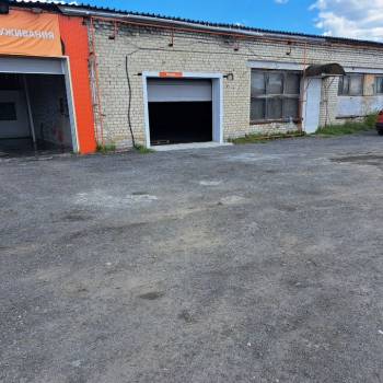 Сдается Нежилое помещение, 300 м²