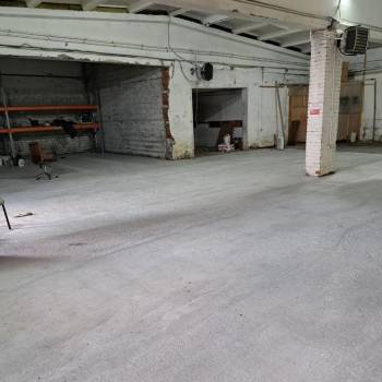 Сдается Нежилое помещение, 300 м²