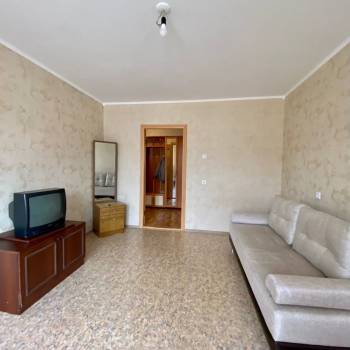 Продается 1-комнатная квартира, 41,3 м²