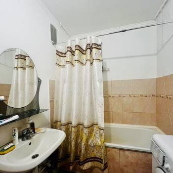 Продается 1-комнатная квартира, 41,3 м²