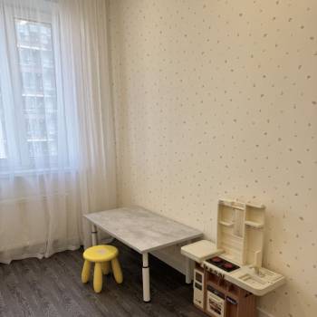 Сдается Многокомнатная квартира, 85 м²