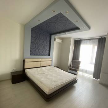 Сдается 2-х комнатная квартира, 75,7 м²